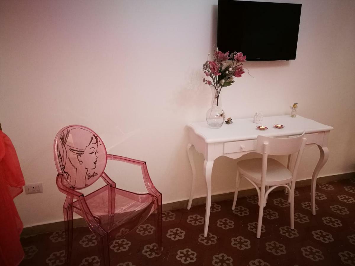 B&B Resta Cu Mme Napoli Bagian luar foto